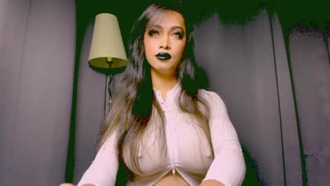 Lara online show from 01.23.25