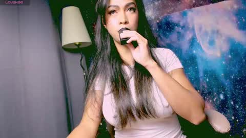 Lara online show from 02.13.25