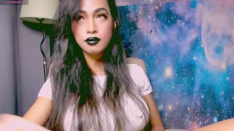 Lara online show from 02.17.25