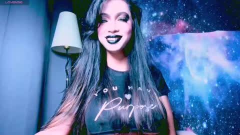 Lara online show from 02.27.25