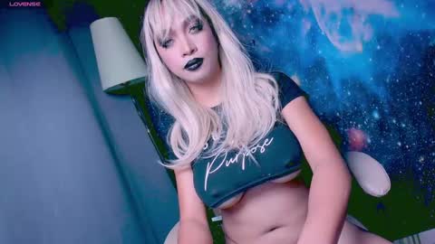 Lara online show from 03.05.25