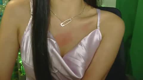 Snapshot of xxsexyass chatting on 12.28.24 Kelsey online show from 12.28.24