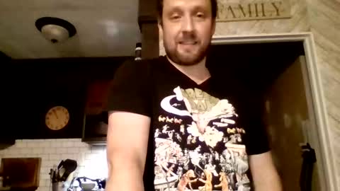 Snapshot of xxsimonxsays chatting on 10.25.25 Simon online show from 10.25.25