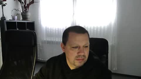 Eddi online show from 02.10.26