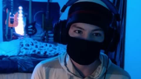 Snapshot of xxwhitefoxx chatting on 06.14.26 David Fox online show from 06.14.26
