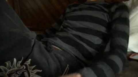 Snapshot of xxx_crow_xxx chatting on 09.21.25 xxx_crow_xxx online show from 09.21.25