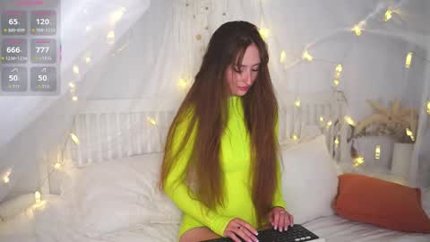 Snapshot of xxx_downtown_xxx chatting on 09.29.25 Anna online show from 09.29.25