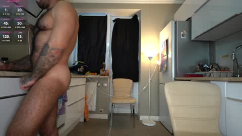     online show from 02.01.25