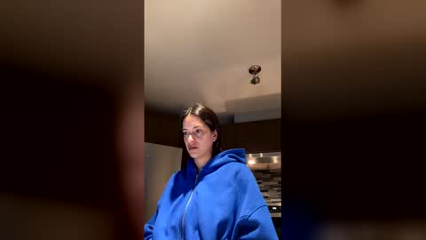 Lola online show from 05.05.26