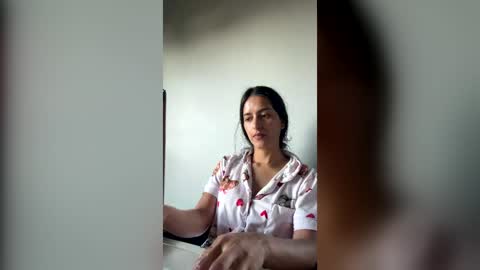 Snapshot of xxxbellalola chatting on 07.20.26 Lola online show from 07.20.26