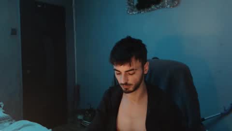 Snapshot of xxxdonpuiuuxxx chatting on 01.08.26 xxxdonpuiuuxxx online show from 01.08.26