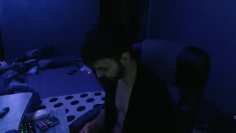 Snapshot of xxxdonpuiuuxxx chatting on 02.14.26 xxxdonpuiuuxxx online show from 02.14.26