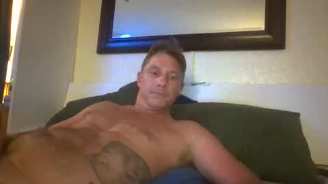 Snapshot of xxxelentdick chatting on 03.07.26 deeeeznutz online show from 03.07.26