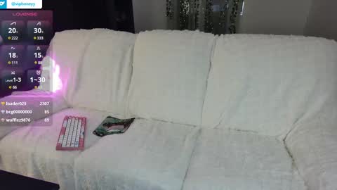 Snapshot of xxxhoneyxx chatting on 02.19.25 Onlyfanz online show from 02.19.25