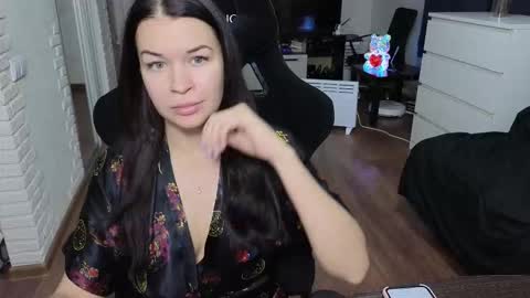 Alisa online show from 11.15.25