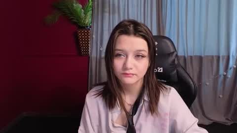 Snapshot of xxxnaughtyfoxxx chatting on 02.25.26 foxy online show from 02.25.26