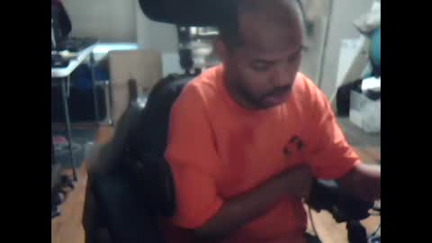 Snapshot of xxxonwheelz chatting on 02.16.26 xxxonwheelz online show from 02.16.26