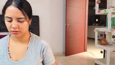 xxxtatianabustyxxx online show from 12.17.25