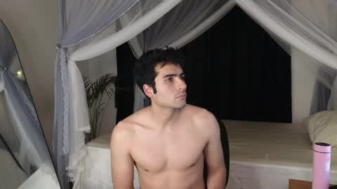 Snapshot of xxxvandersexxx chatting on 02.02.26 July and Fer online show from 02.02.26