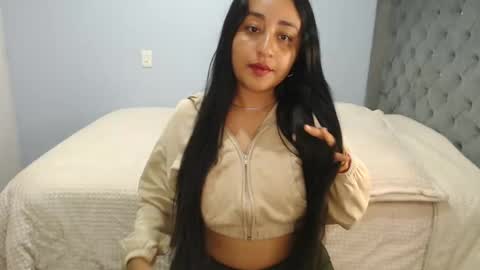 Lunhaa   online show from 10.01.25