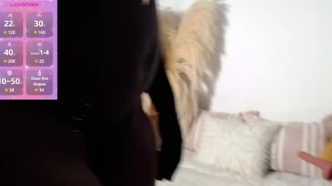 xyomarawild online show from 10.13.25