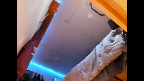 Snapshot of xzbib chatting on 01.10.25 Xzbib online show from 01.10.25