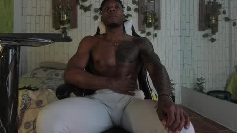 Snapshot of yacksson_lawrence chatting on 12.11.24 yacksson_lawrence online show from 12.11.24