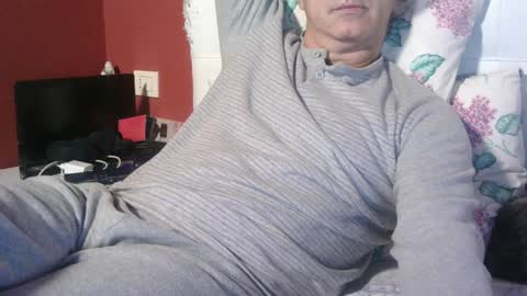 Snapshot of yahe2010 chatting on 01.31.25 grillino online show from 01.31.25