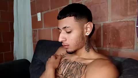 Yajz online show from 10.31.25