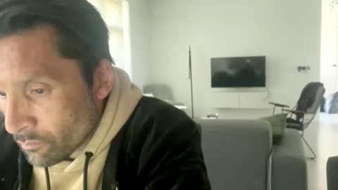Snapshot of yallayalla1806 chatting on 05.18.26 yallayalla1806 online show from 05.18.26
