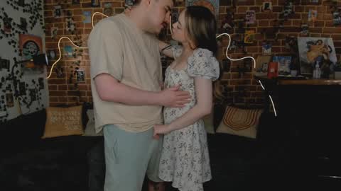 Snapshot of yami_yami_yami chatting on 01.24.25 Mia and Andry online show from 01.24.25