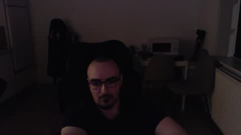 YamilLamal online show from 12.18.25