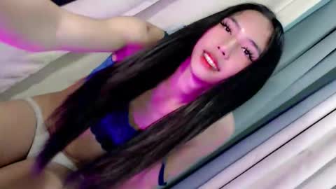 yams_kitty69 online show from 09.23.25