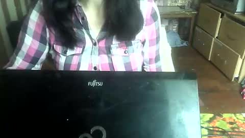 Snapshot of yanafiesta chatting on 11.26.25 yanafiesta online show from 11.26.25