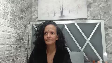 Snapshot of yanetrose chatting on 11.03.25 yanetrose online show from 11.03.25