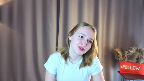 Snapshot of yangsperanza chatting on 09.13.25 Kate online show from 09.13.25