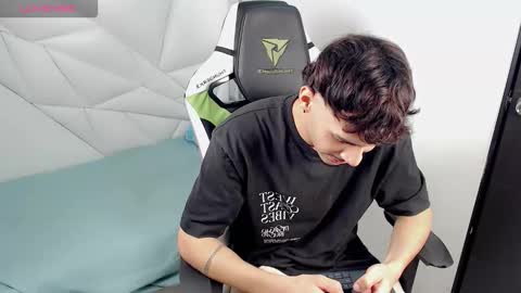 DANILO P online show from 11.16.25