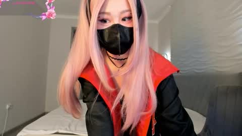 Snapshot of yanyaan chatting on 11.26.25 Yana online show from 11.26.25