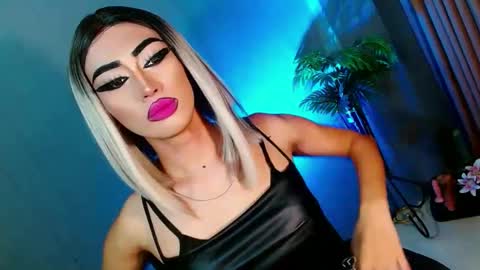 miss yasii online show from 02.17.25