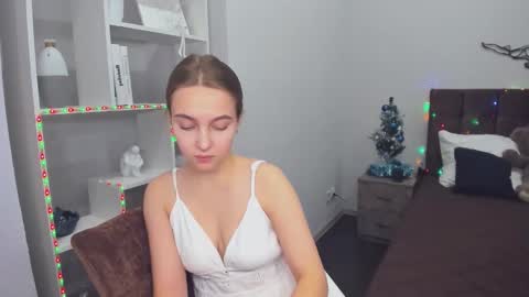 Yasmina online show from 12.11.24