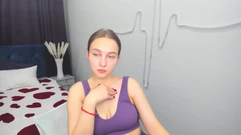 Yasmina online show from 02.18.25