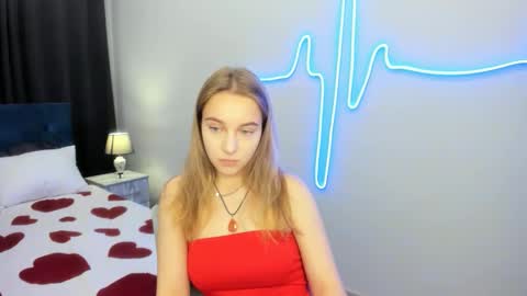 Yasmina online show from 10.14.25