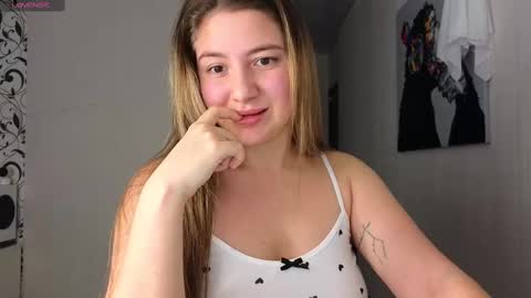 Yasyaa  online show from 01.07.25