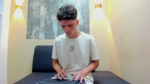 Snapshot of yatson_cody chatting on 03.25.26 Yatson online show from 03.25.26