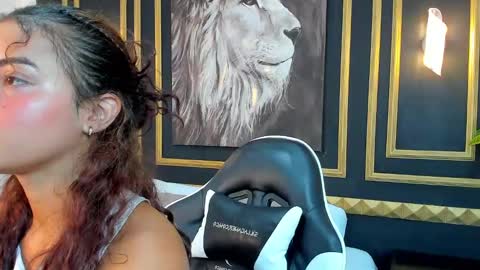 yaya23x online show from 02.08.25