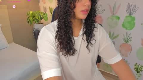 yaya23x online show from 10.01.25