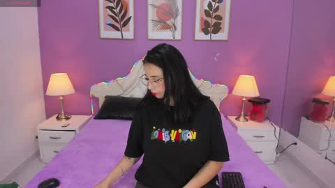 Yaya  online show from 06.05.26