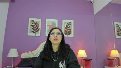 Yaya  online show from 06.06.26