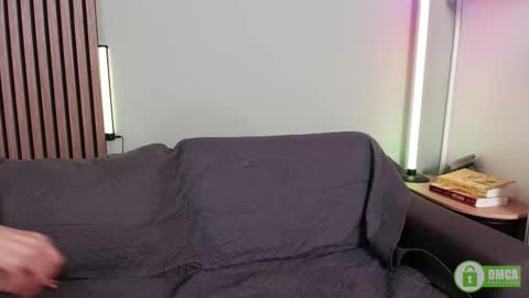 Snapshot of ye11ow_d3v1l chatting on 02.26.26 Matt Laura online show from 02.26.26