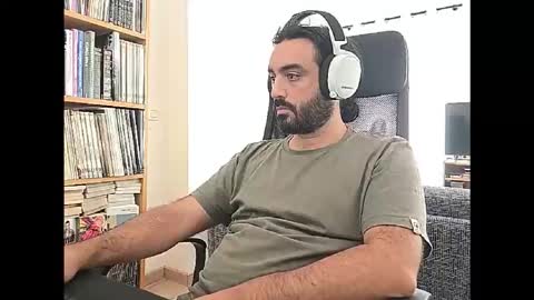 Snapshot of yeeaahoo chatting on 09.16.25 yeeaahoo online show from 09.16.25